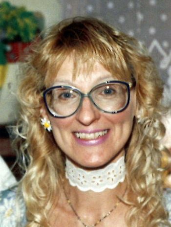 Cathi 